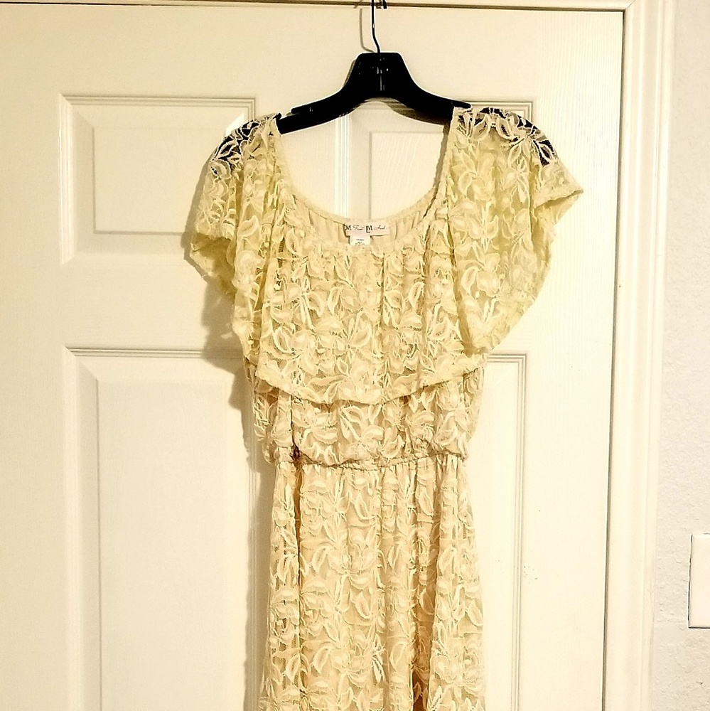Off white lace maxi dresd